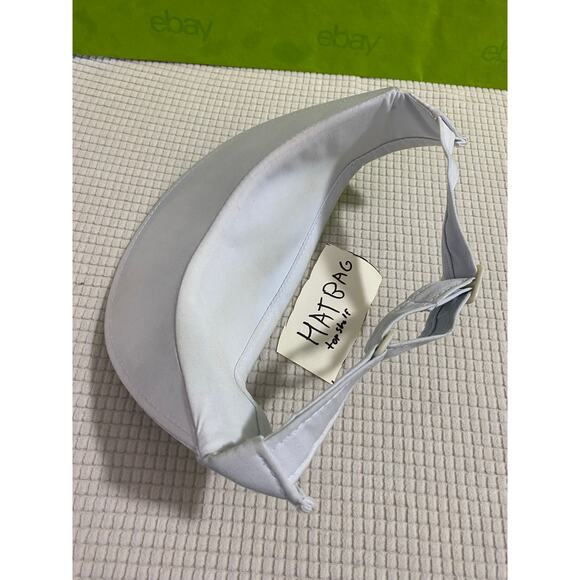 Vintage 80s/90s Mission Hills Golf And Country Club Adjustable Visor White - Picture 3 of 9